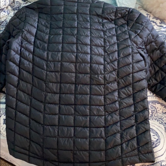 Reebok black winter jacket - Picture 2 of 4